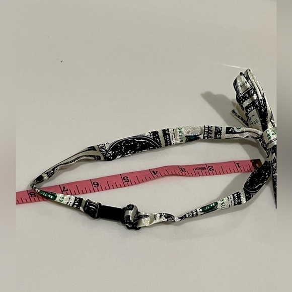 Bowtie Satin, dollar bill print, adjustable. Unisex - Picture 2 of 3